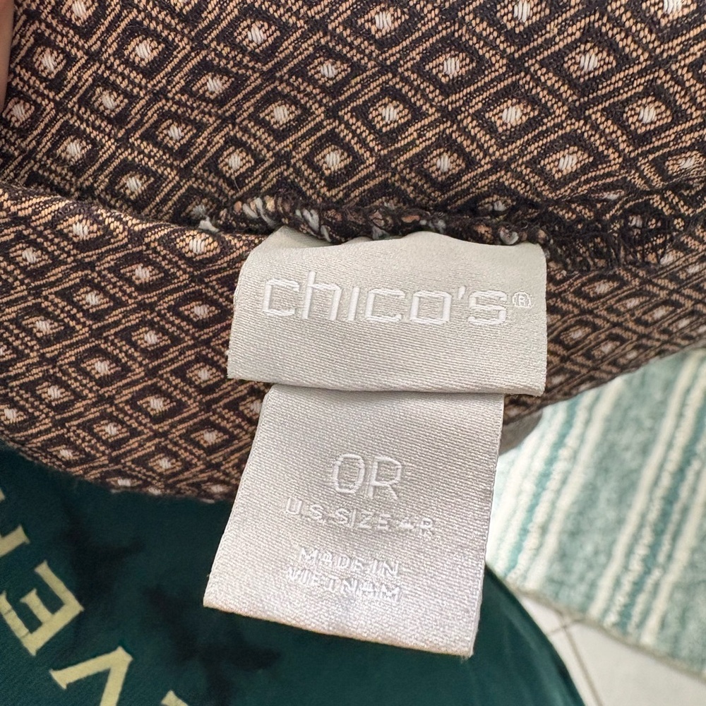 Chico's Tan Patterned Ankle Pants - image 4